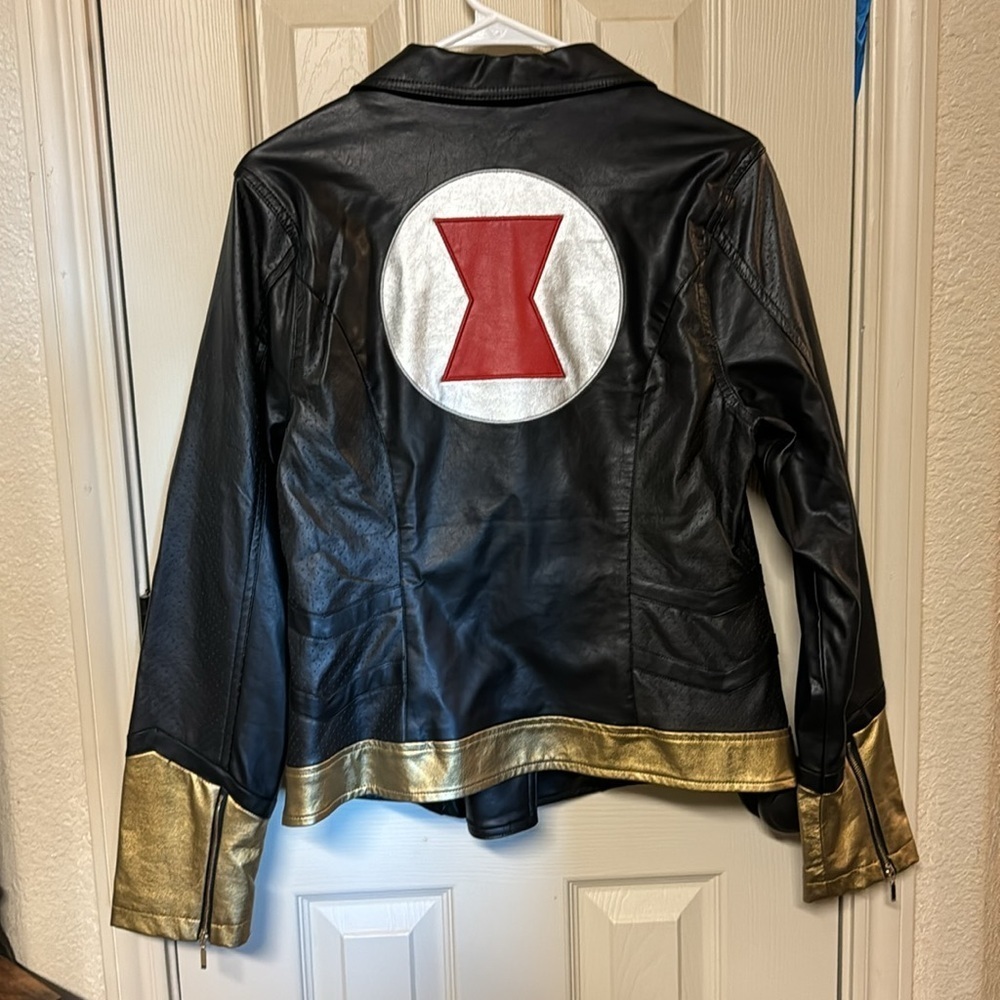 NWOT Marvel Black Widow by Her Universe jacket